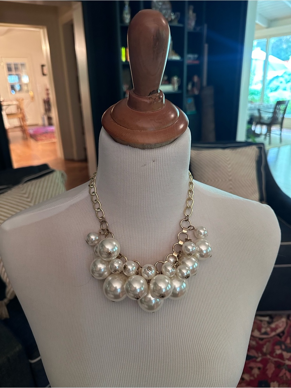 Pearl Cluster Necklace - Ivory Faux Pearls